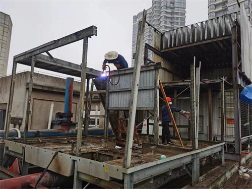 玻璃鋼冷卻塔損失水量是由哪種方式造成？,玻璃鋼冷卻塔原理