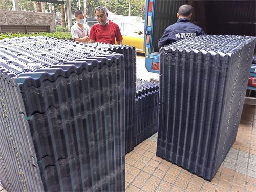 閉式冷卻塔在安裝完在使用過程中需要注意的地方?,閉式冷卻塔清洗方案