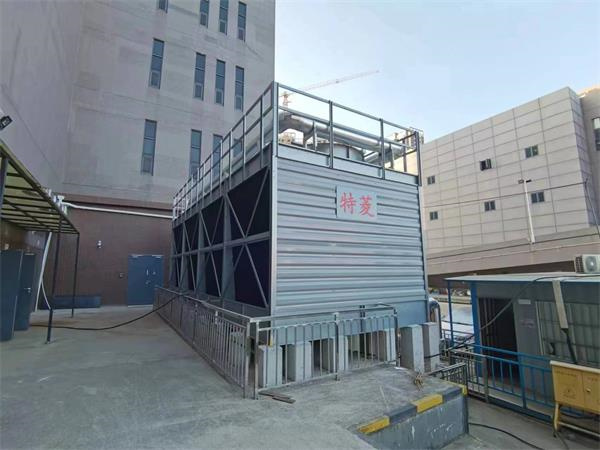 什么是鼓風(fēng)式冷卻塔(鼓風(fēng)式冷卻塔工作原理是什么)(鼓風(fēng)帶式冷卻機(jī))